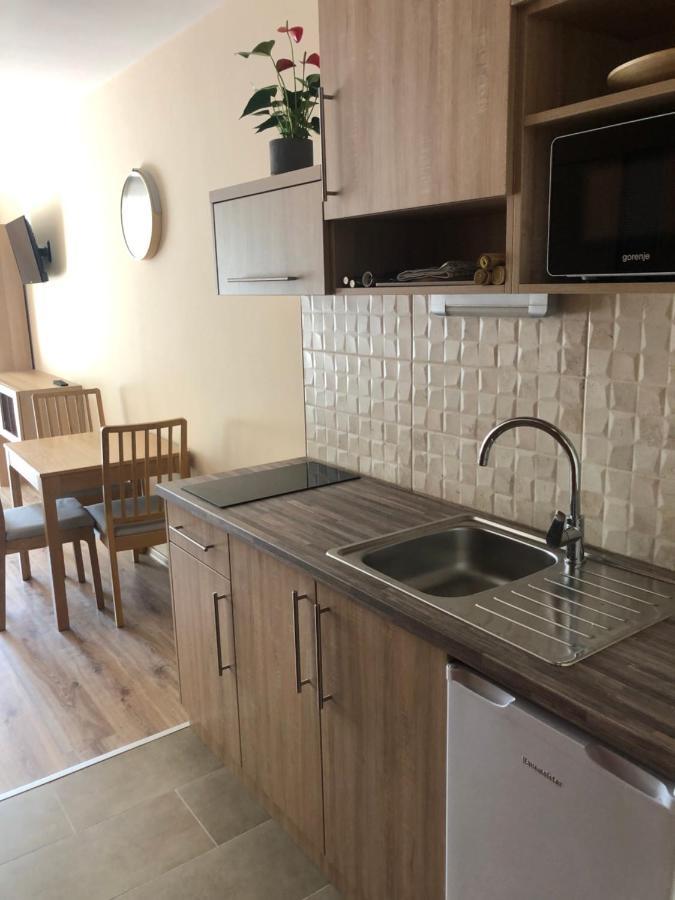 Castellum Apartmanhaz Gyula Zewnętrze zdjęcie