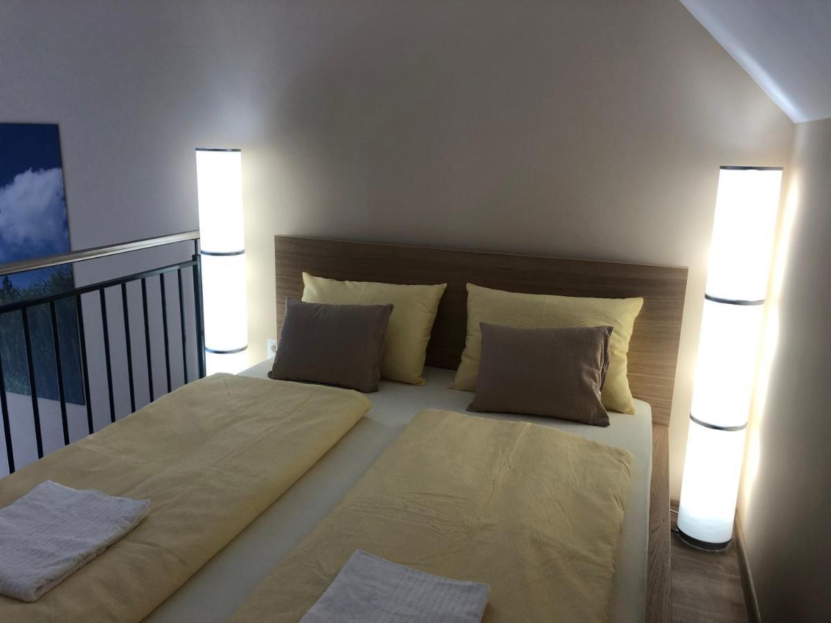 Castellum Apartmanhaz Gyula Zewnętrze zdjęcie