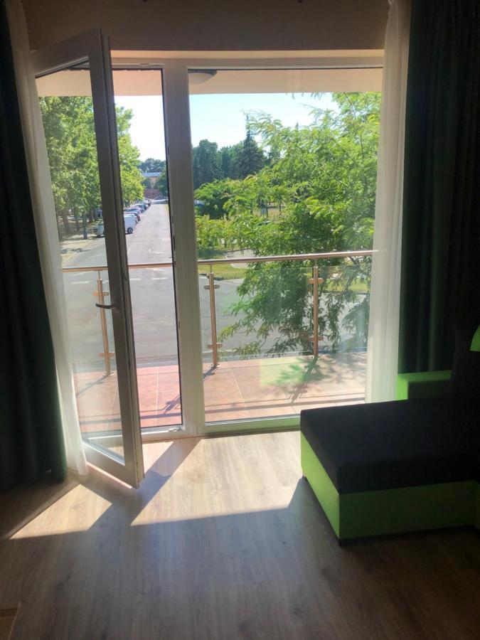 Castellum Apartmanhaz Gyula Zewnętrze zdjęcie